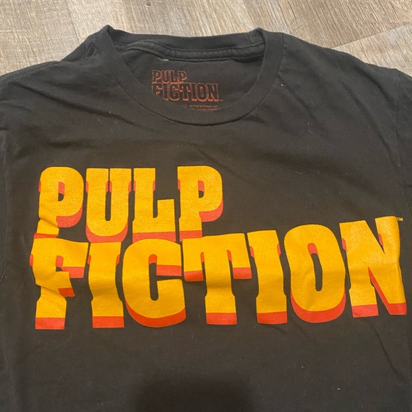 pulp fiction shirt hot topic